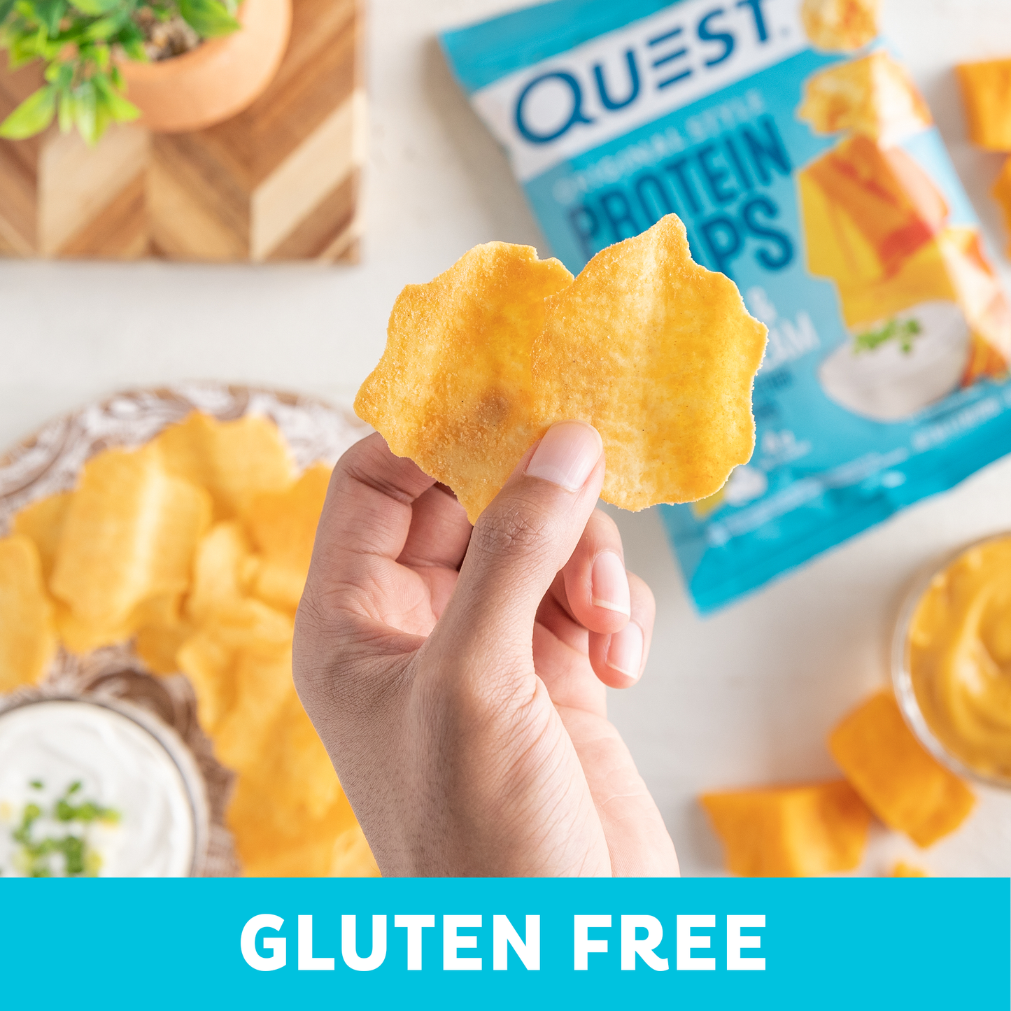 cheddar-and-sour-cream-original-style-protein-chips-z9 qst-000296_cheddar-_-sour-cream-original-style-protein-chips_7.2.png