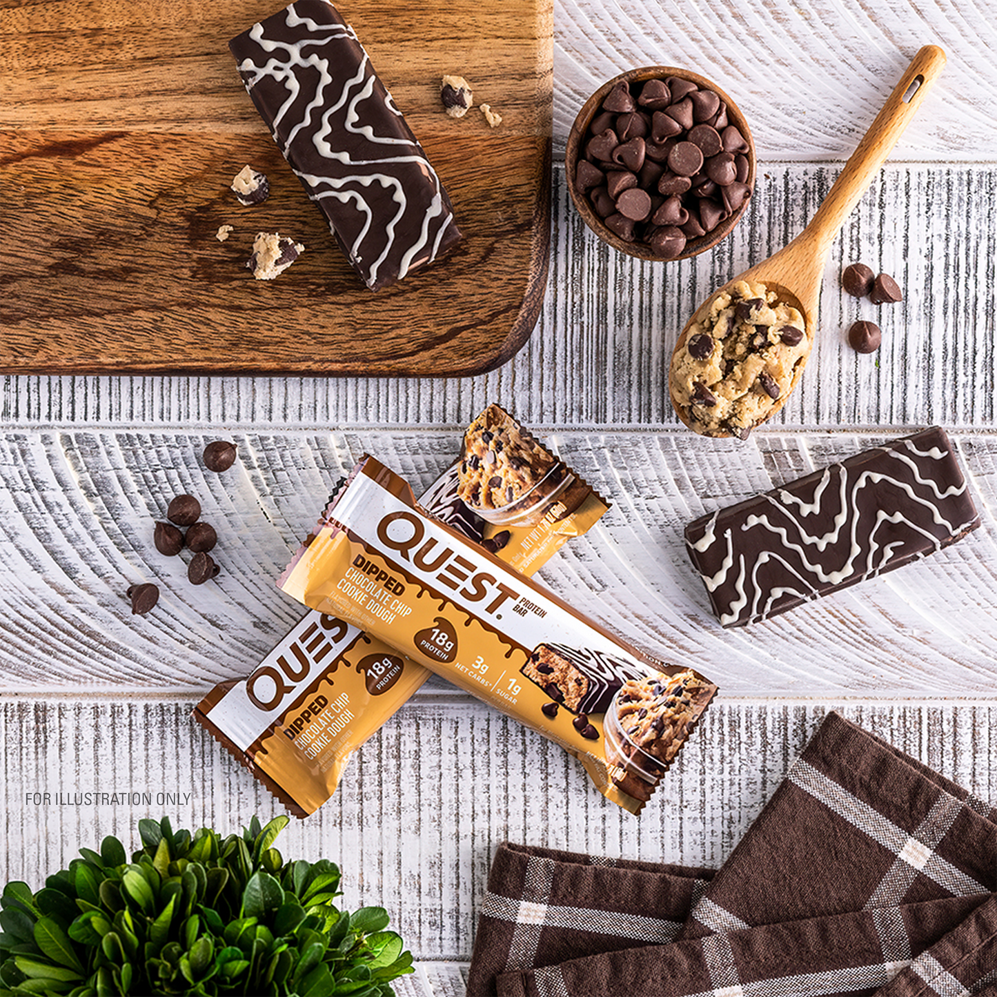dipped-chocolate-chip-cookie-dough-protein-bar-o2 qst-012268_dipped-chocolate-chip-cookie-dough-protein-bar_7.png
